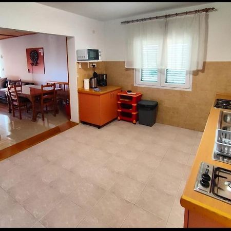 Manora Sucuraj 2 Bedroom Apartment Εξωτερικό φωτογραφία