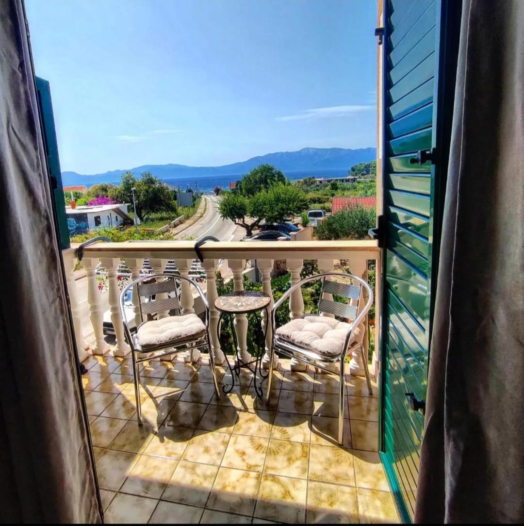 Manora Sucuraj 2 Bedroom Apartment Εξωτερικό φωτογραφία