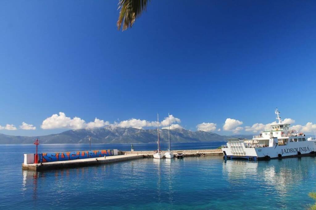 Manora Sucuraj 2 Bedroom Apartment Εξωτερικό φωτογραφία