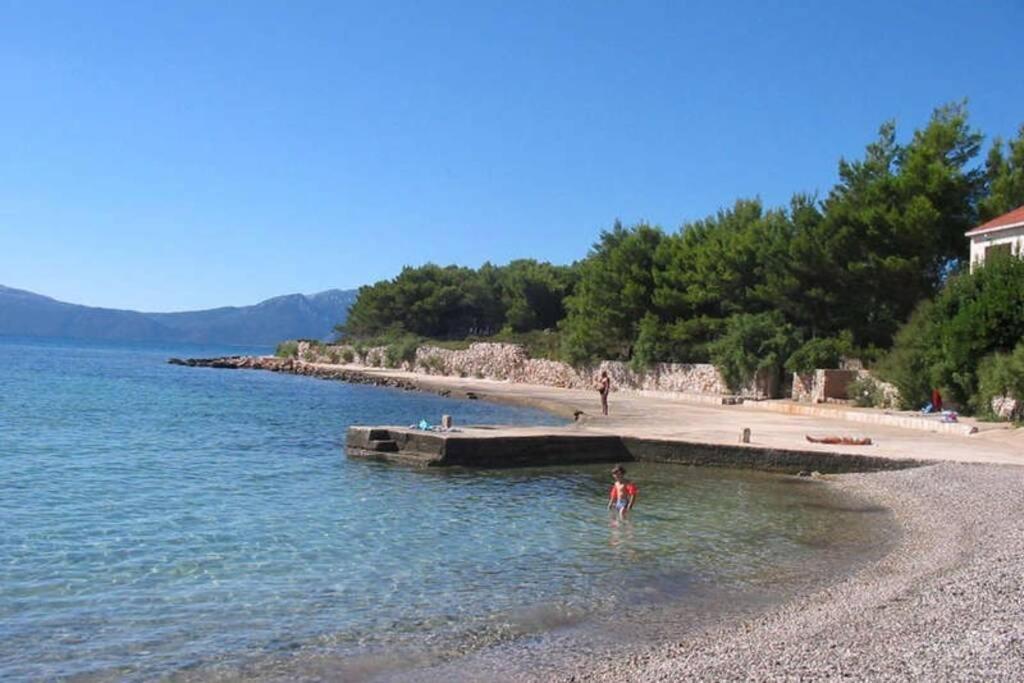 Manora Sucuraj 2 Bedroom Apartment Εξωτερικό φωτογραφία